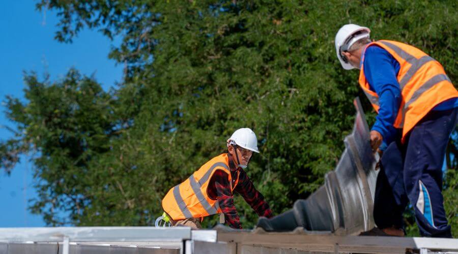 Professional residential roofers in Victoria, TX